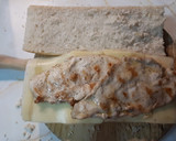 Foto del paso 3 de la receta: Bocadillo de pollo, queso, bacon y salsa al whisky