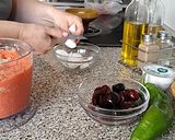Foto del paso 6 de la receta Gazpacho de Cerezas con Queso fresco de Cabra