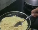 Foto langkah ke 4 dari resep Scramble Egg ala Mekdi.