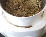 A picture of step 3 of Lemon Herb Rub.
