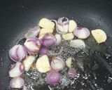 Gambar langkah 2 resipi Sayur Goreng Kacang Panjang & Telur.