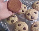 Foto del paso 4 de la receta: Galletas caseras con chispas de chocolate