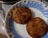 A picture of step 7 of Veg burger.