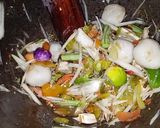 รูปขั้นตอนการทำที่ 1 ของ ตำป่า ส้มตำอีสาน