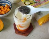 Foto langkah ke 3 dari resep Mango Latte With Chia.
