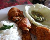 Foto langkah ke 6 dari resep Ayam goreng with sambal korek.