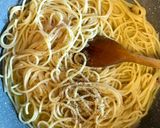 Spaghetti aglio e olio 🇮🇹 krok przepisu 14 zdjęcie