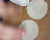 A picture of step 5 of Bread Pockets 🤤🥙.