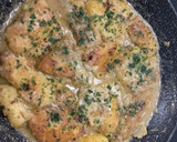 Foto del paso 3 de la receta: Pescadilla al Vino blanco