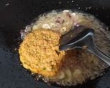 Foto langkah ke 4 dari resep Sambal Cumi Asin.