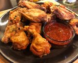รูปขั้นตอนการทำที่ 6 ของ ปีกไก่ทอดเกลือ สูตรไร้แป้ง กร๊อบกรอบ