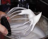 Foto del paso 1 de la receta Pastel Ángel con crema de queso y fresas