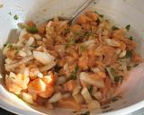 Foto del paso 2 de la receta: Tartar de salmón a la manera de Becky 😉