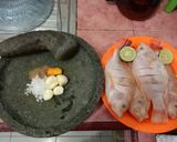 Foto langkah ke 1 dari resep 20. Ikan Nila Goreng tepung krispi Asin gurih Mantap.