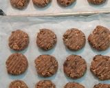 Foto langkah ke 3 dari resep Almond Chocochip cookie,.