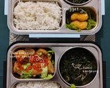 Foto langkah ke 5 dari resep Bekal Tumis Kangkung, Tahu Bakso Kubis Sambel Bawang, dan Chicken Nugget.