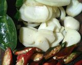 Foto langkah ke 1 dari resep Tumis Cumi Kilat.