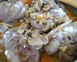 Foto del paso 2 de la receta: Osobuco de pavo con champiñones