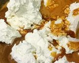 A picture of step 3 of Nolen Gurer Makha Chenar Sandesh.