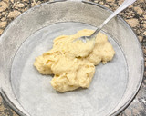 Foto del paso 4 de la receta: Pastel con manteca, licor y cabello de ángel