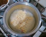 صورة لخطوة 1 من وصفة جت في دماغي اعمل اندومي 🍜 صحي فيلا نشوف الوصفه 💖💖