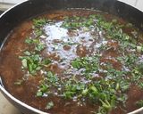 A picture of step 6 of Chinese restaurant style spicy veg manchow soup.