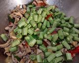 Foto langkah ke 3 dari resep Tumis Cabai Hijau.