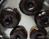 A picture of step 4 of Donuts.