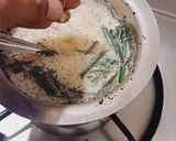 A picture of step 2 of Lemongrass ginger tea.
