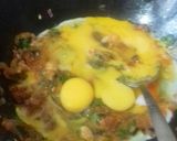 A picture of step 4 of Motte palya/ egg burji.