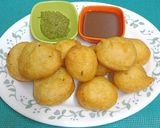 A picture of step 5 of Urad Dal wadas.