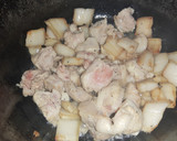 Foto del paso 2 de la receta: Arroz con chuleta de cerdo y maíz tierno