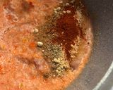 A picture of step 1 of Chicken jollof.