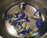 Foto langkah ke 2 dari resep Nasi Gurih Bunga Telang (Butterfly Pea Flower).