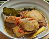 Foto langkah ke 7 dari resep Ayam Kuah Hitam Pandan Wangi🍗🥘_ (dng.Creamer).