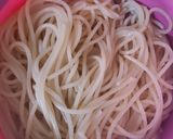 Foto langkah ke 3 dari resep Spaghetti Aglio Olio Ayam.