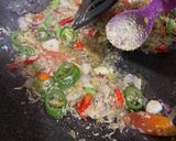 Foto langkah ke 2 dari resep Tumis Pare Udang Rebon.