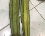 Foto langkah ke 1 dari resep Tumis Oyong Telur.
