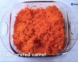 A picture of step 1 of Carrot Burfi.