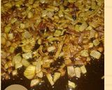 A picture of step 10 of Fried egg omelette.