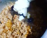 A picture of step 2 of Bhuna qeema.