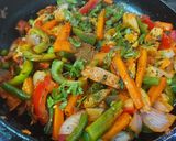 A picture of step 3 of Baby Corn and Mixed Veg Jalfrezi.
