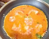 Gambar langkah 3 resipi 👩‍🍳Omelette Inti Udang.