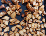 Foto del paso 8 de la receta: Pollo en la Parrigas con Papas al Horno