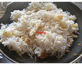 A picture of step 4 of Aloo Pulav.