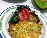 Foto langkah ke 4 dari resep Telor Dadar Sayuran.