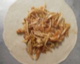 ત્રીએંગલ ચાઈનીઝ નૂડલ્સ પરાઠા (triangle chinese noodles paratha Recipe in gujarati) રેસીપી સ્ટેપ6ફોટો