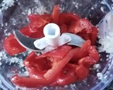 Foto del paso 2 de la receta: Sofrito de cebolla y morrón 🧅️🧄😎