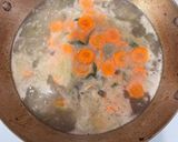 Foto langkah ke 7 dari resep Sop Ceker Ayam & Tahu.