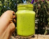 A picture of step 3 of Healthy Green smoothie.